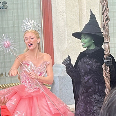 ユニバで会えるエルファバとグリンダ