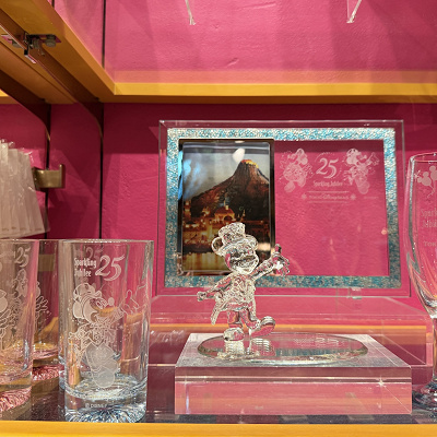 25周年ガラスグッズ集合