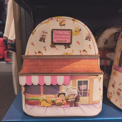 アナハイムディズニーラウンジフライ（Loungefly）：カールじいさん＆ラッセル