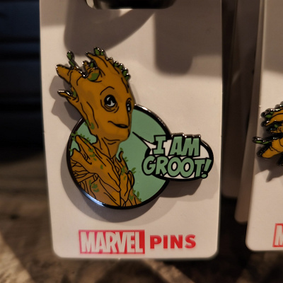 アナハイムディズニーのピンバッジ：グルート（I AM GROOT!）