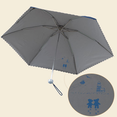 ディズニーシー内の折りたたみ傘売り場 キャステル Castel ディズニー情報