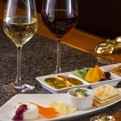 マゼランズ ラウンジの場所 キャステル Castel ディズニー情報