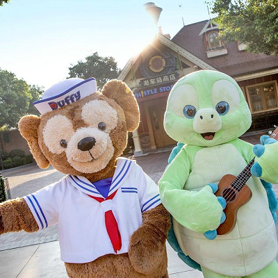 ダッフィーとオル メルのイラスト キャステル Castel ディズニー情報