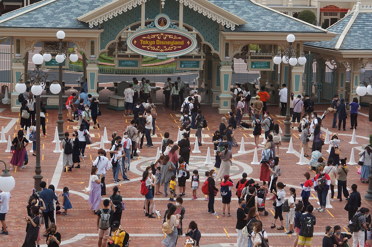 ディズニーの収容人数まとめ まん延防止中 緊急事態宣言中 再開後 コロナ前