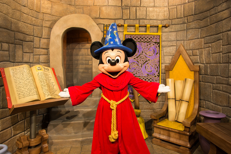 最新 ディズニーの手帳7選 ディズニーストアで購入できる9月 12月