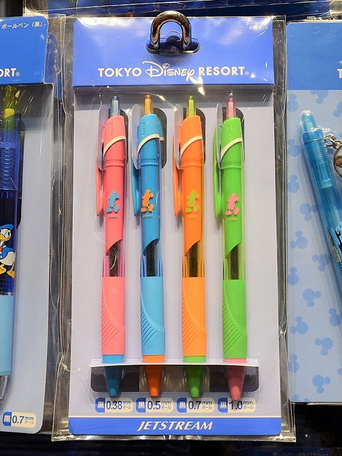 最新 ディズニーランド シーのボールペン91選 バラマキ土産に人気のボールペンセットも