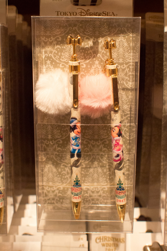 11 1発売 ディズニークリスマス17お土産グッズ Tds クリスマスウィッシュグッズ は真っ白な雪デザイン