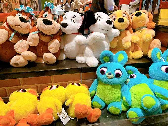 22 ディズニーランドのぬいぐるみ一覧 100種類 が発売中 値段 ショップも