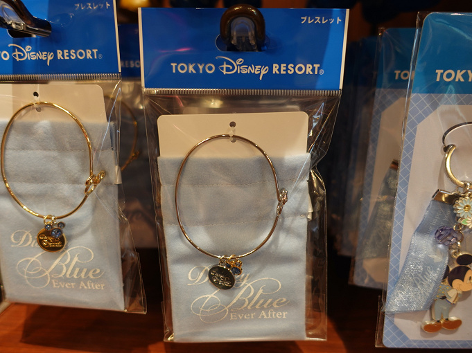 5 13発売 ディズニーしあわせのブルーグッズ15選 Disney Blue Ever After シリーズのお土産