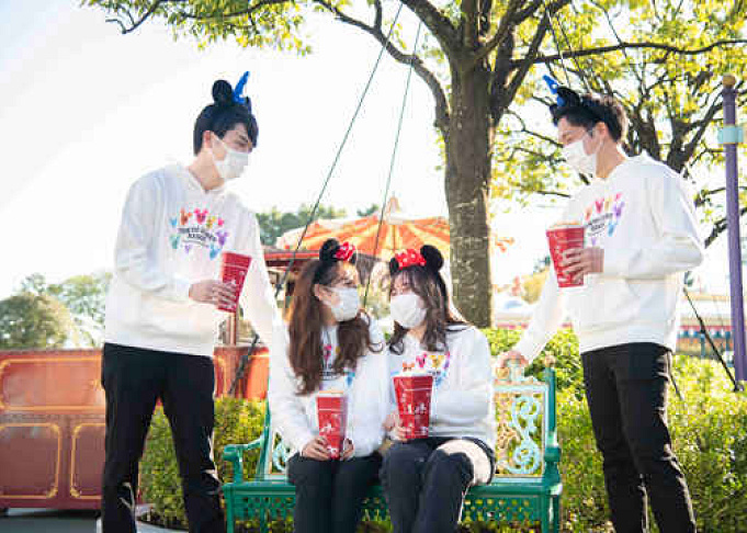 大学生が制服ディズニーにハマるわけとは キャステル Castel ディズニー情報