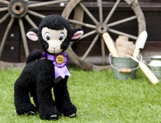 第2のダッフィー ディズニーのこひつじダニーグッズ選