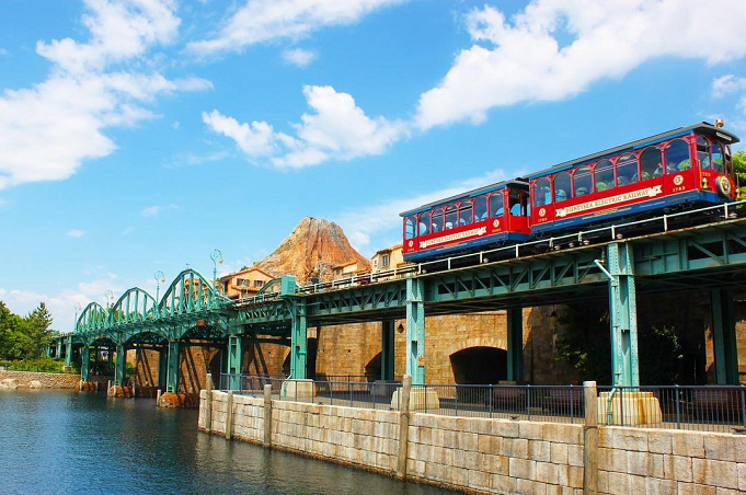 比較 ディズニーランドとシーを9つの項目で比べてみた 違いは どっちがおすすめ