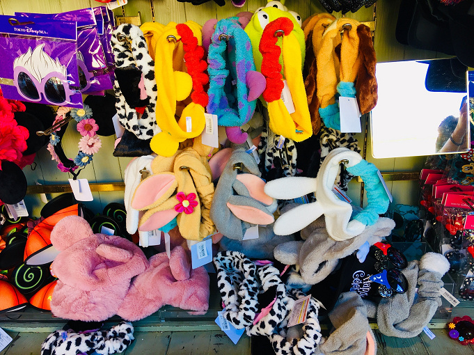 ディズニーヘアバンド 人気 カップル グループ別のおすすめは 人気の理由も紹介