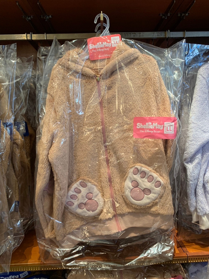Tds ディズニーシーで買えるパーカーまとめ ダッフィー パーカーのおすすめコーデも