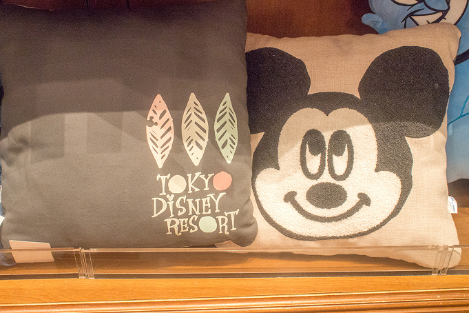 ディズニーインテリア35選 クッション 写真立て マット ティッシュボックスカバー等のグッズが人気