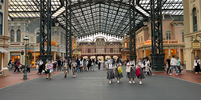 【2022年6月】ディズニーランドの混雑状況レポート!アトラクション・レストラン・ショップの混雑具合は?