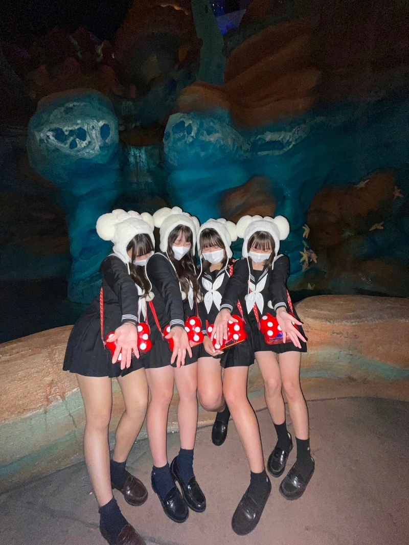 制服ディズニー おすすめコーデ25選 Jkの特権 春キャンで高校生の思い出を作ろう 制服ディズニー おすすめコーデ25選 Jkの特権 春キャンで高校生の思い出を作ろう