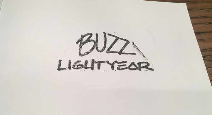 レアサインあり ディズニーでサインをもらうおすすめグッズは サイン帳 ペン以外のアイテムも レアサインあり ディズニーでサインをもらうおすすめグッズは サイン帳 ペン以外のアイテムも