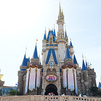 ディズニー40周年のフォトスポットまとめ!ガーランドや40周年ロゴが可愛いフォトスポットがたくさん!