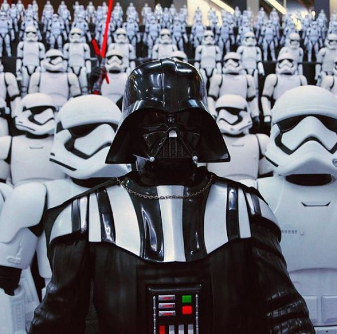 ダース ベイダー 名言9選 トリビア 呼吸音の仕組みと制作秘話 絵本も登場 ダース ベイダー 名言9選 トリビア 呼吸音の仕組みと制作秘話 絵本も登場