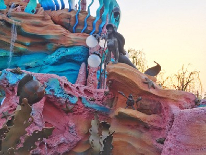 キング トリトンのコンサート 待ち時間 おすすめ座席 使用曲まとめ シアターアトラクションの楽しみ方