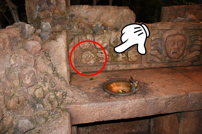 ディズニーシー編 隠れミッキー42種類を写真 ヒントでご紹介 お土産袋やtodayにも ディズニーシー編 隠れミッキー42種類を写真 ヒントでご紹介 お土産袋やtodayにも