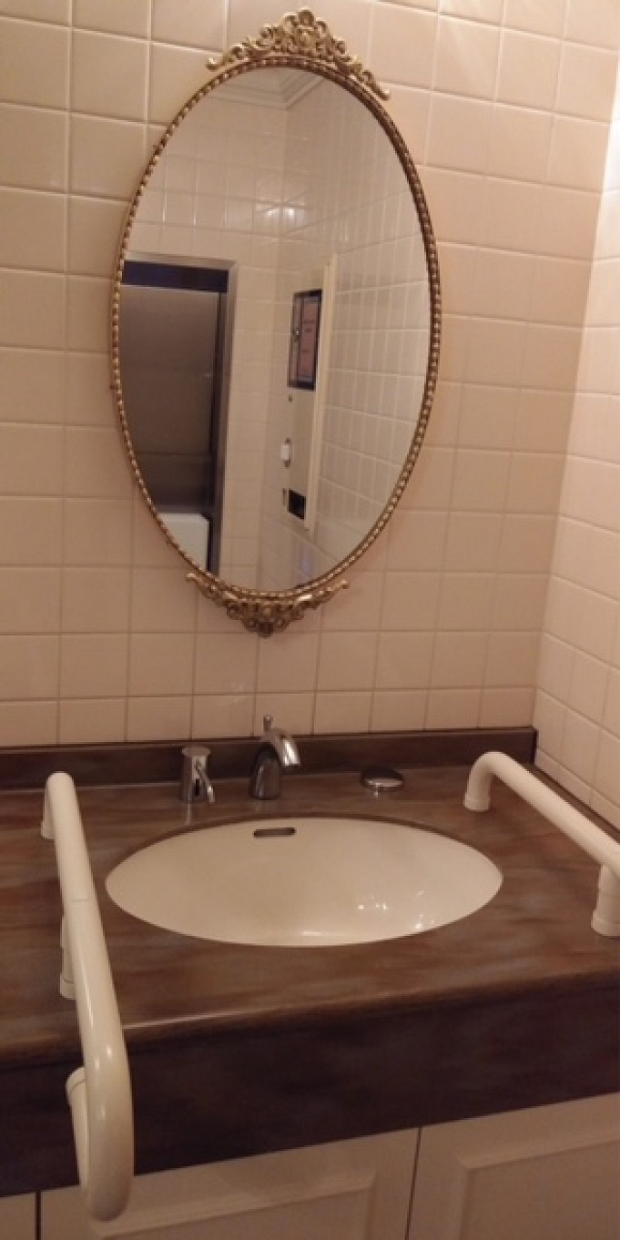 ディズニーランドのトイレ 空いているおすすめトイレ レストラン内にあるトイレ一覧