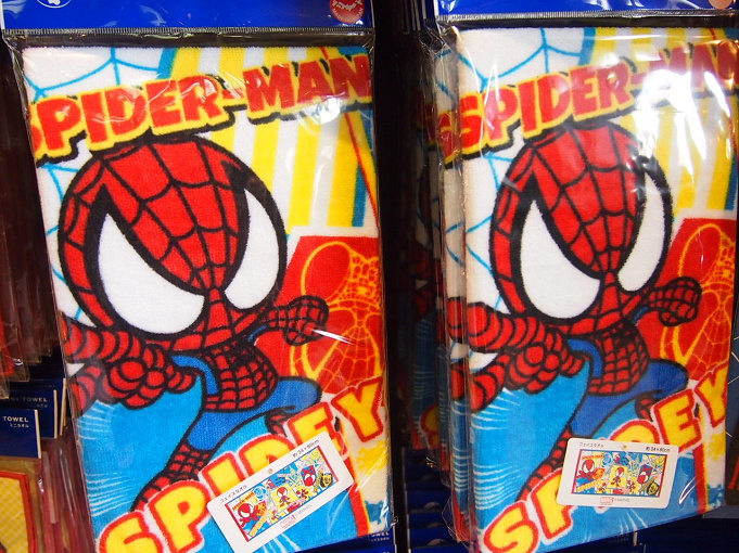 Usj スパイダーマンのお土産グッズ30選 Tシャツ パンツなどの値段 写真