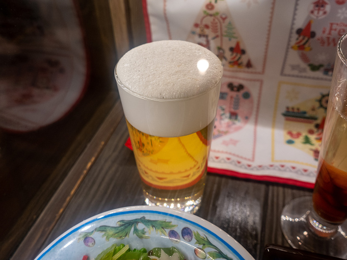 21 ディズニーシーのビール 種類 値段 販売場所まとめ 期間限定ビアカクテルと注意点も