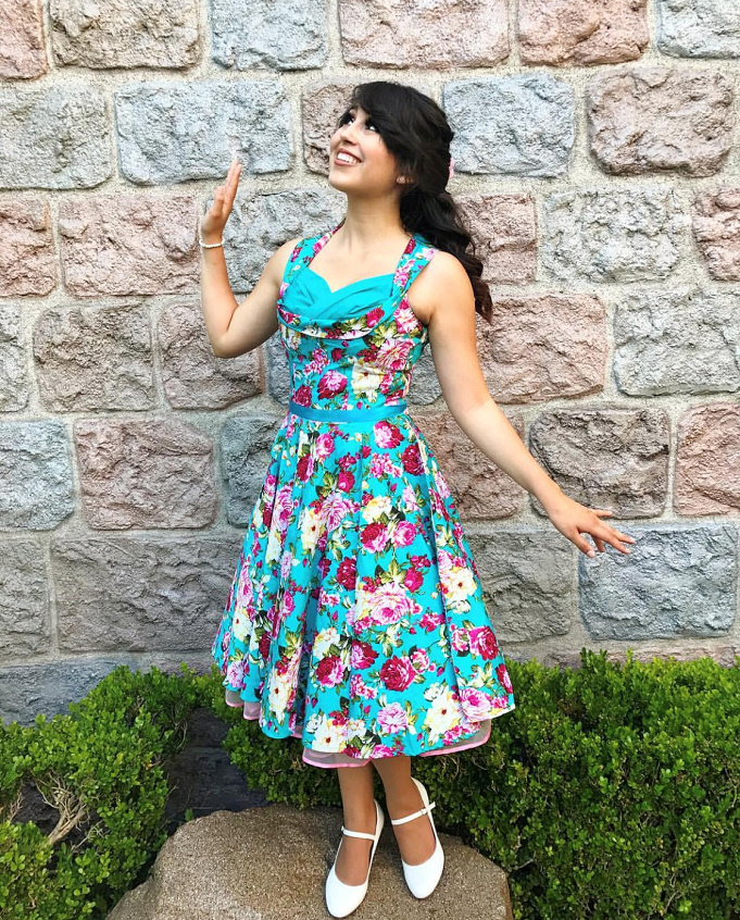 19 ディズニーコーデの新定番 ダッパーコーデ とは ポイント コーデ例まとめ