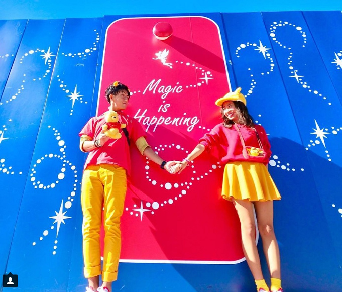 秋冬 ディズニーパーカーコーデ カップル 友達 家族向けのペア おそろいコーデまとめ