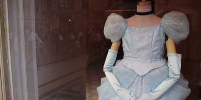 【ディズニー】子供用ドレスまとめ!ビビディ・バビディ・ブティック&ディズニープリンセスドレスも