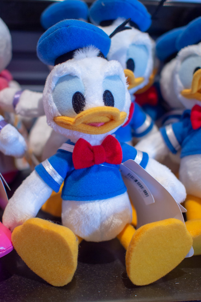ディズニー ドナルドダックのぬいぐるみ9選 ポージープラッシーや抱き枕型も登場