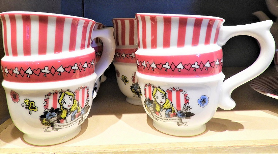 必見 不思議の国のアリスグッズ25選 特徴的なデザインのお土産 必見 不思議の国のアリスグッズ25選 特徴的なデザインのお土産