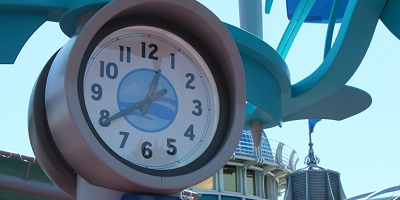 ディズニーの待ち時間何してる?人数別おすすめ暇つぶし術