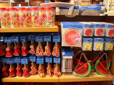 6 1発売 ディズニー夏のフルーツグッズ30選 ぬいば Tシャツ お菓子