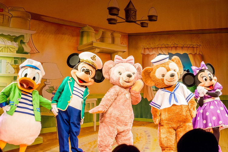 ディズニーシーのショー 全6つのショー攻略 おすすめ鑑賞場所 穴場スポット ディズニーシーのショー 全6つのショー攻略 おすすめ鑑賞場所 穴場スポット