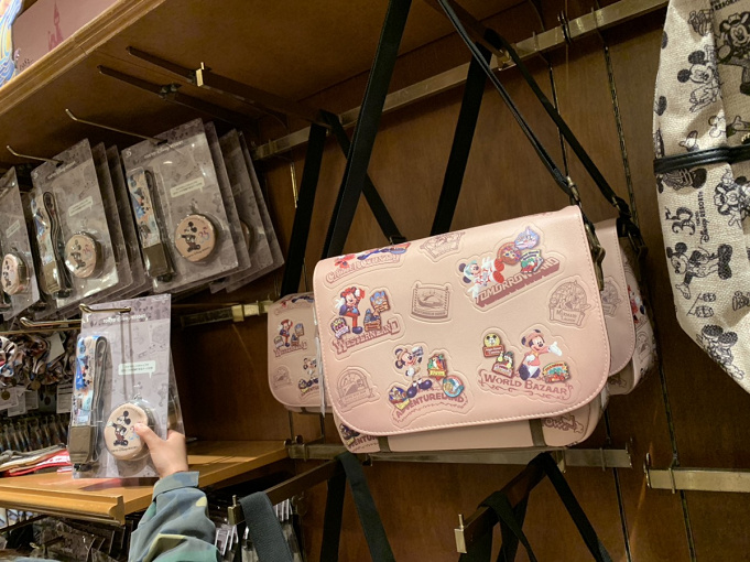 ディズニーグッズヒットランキング18 全30アイテムまとめ 35周年限定 ダッフィーグッズも