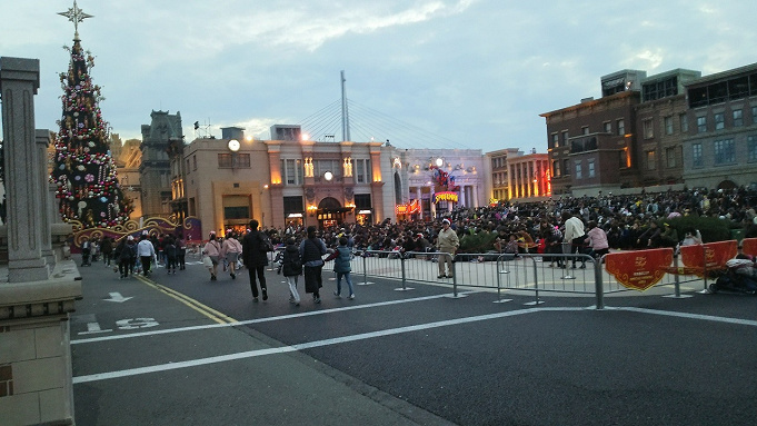 天使のくれた奇跡 をレポート おすすめ鑑賞場所 混雑 見どころなどusj現地から解説