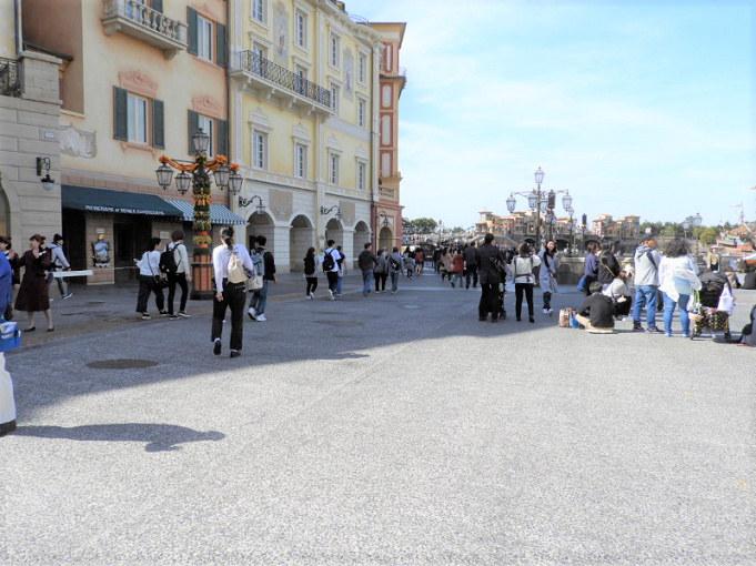 ハッピー15エントリー ランド シーに早く入園 攻略プランを伝授 ディズニーホテル特典