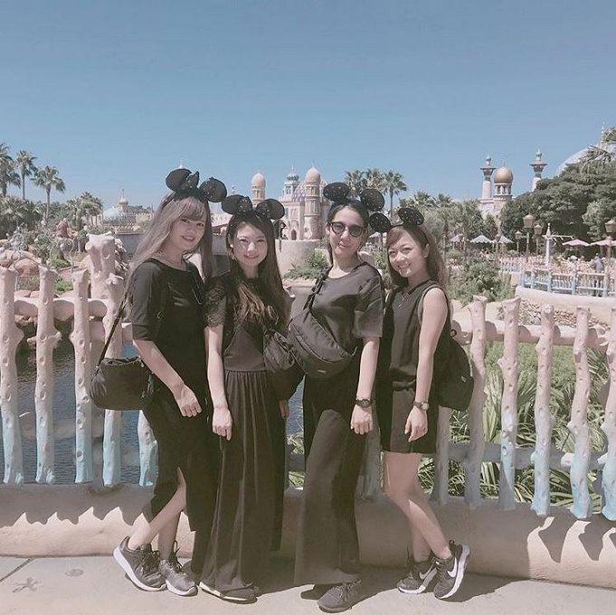 特集 ディズニーカチューシャのコーデ 髪型 カップル 友達 グループ別おすすめコーデも 特集 ディズニーカチューシャのコーデ 髪型 カップル 友達 グループ別おすすめコーデも