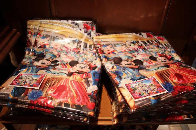 1 15発売 ディズニー 蜷川実花グッズ8選 写真集が登場 人気のポストカードやジグソーパズルも