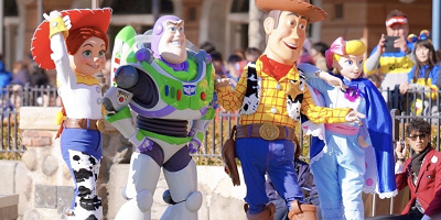 【2020】ピクサープレイタイムパルズ鑑賞ガイド!ボーピープが新登場!踊って投げてTDSの参加型ショー!