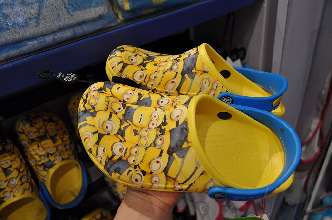 19 ユニバのビーチサンダル14選 大人用 キッズ用のデザインとサイズ 値段を総まとめ