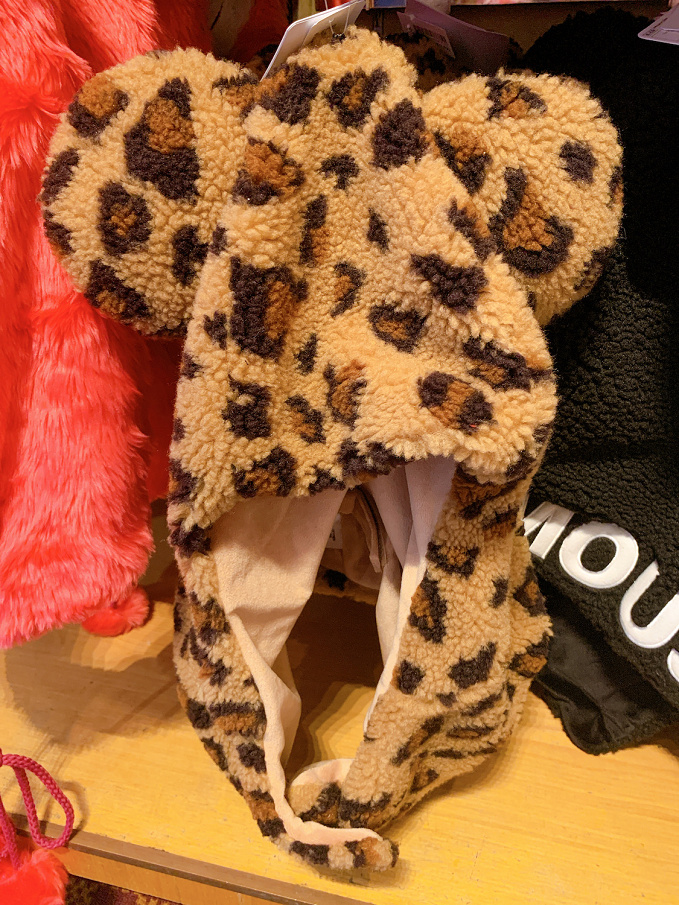 防寒対策 冬におすすめディズニー帽子26選 もこもこファンキャップ ニット帽まとめ 販売場所も 防寒対策 冬におすすめディズニー帽子26選 もこもこファンキャップ ニット帽まとめ 販売場所も