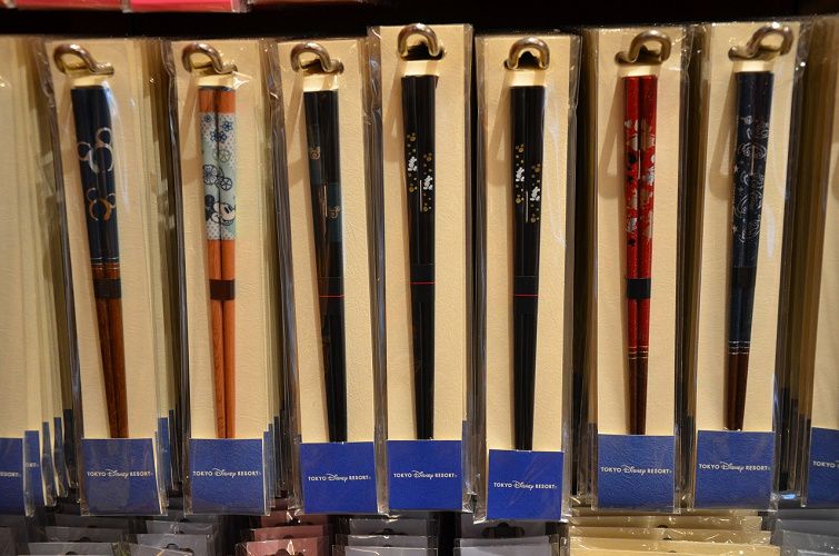 ディズニーのお箸 箸置き13選 カラトリーセットや菜箸もラインナップ 販売場所 ディズニーのお箸 箸置き13選 カラトリーセットや菜箸もラインナップ 販売場所