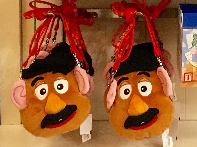 ディズニーランド シー トイ ストーリーグッズ46選 人気のお土産まとめ 販売場所も