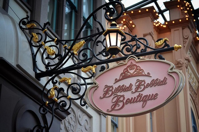 ディズニーで子供の誕生日をお祝いしよう レストラン情報やサプライズも ディズニーで子供の誕生日をお祝いしよう レストラン情報やサプライズも