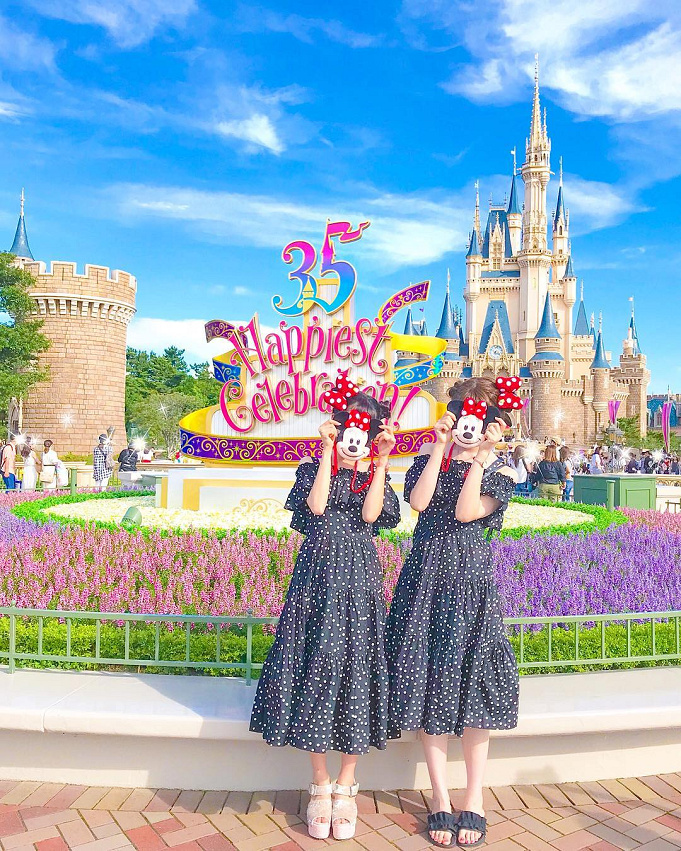 21 ディズニーブラックコーデ選 ミッキー ミニーなど黒メインの服装まとめ