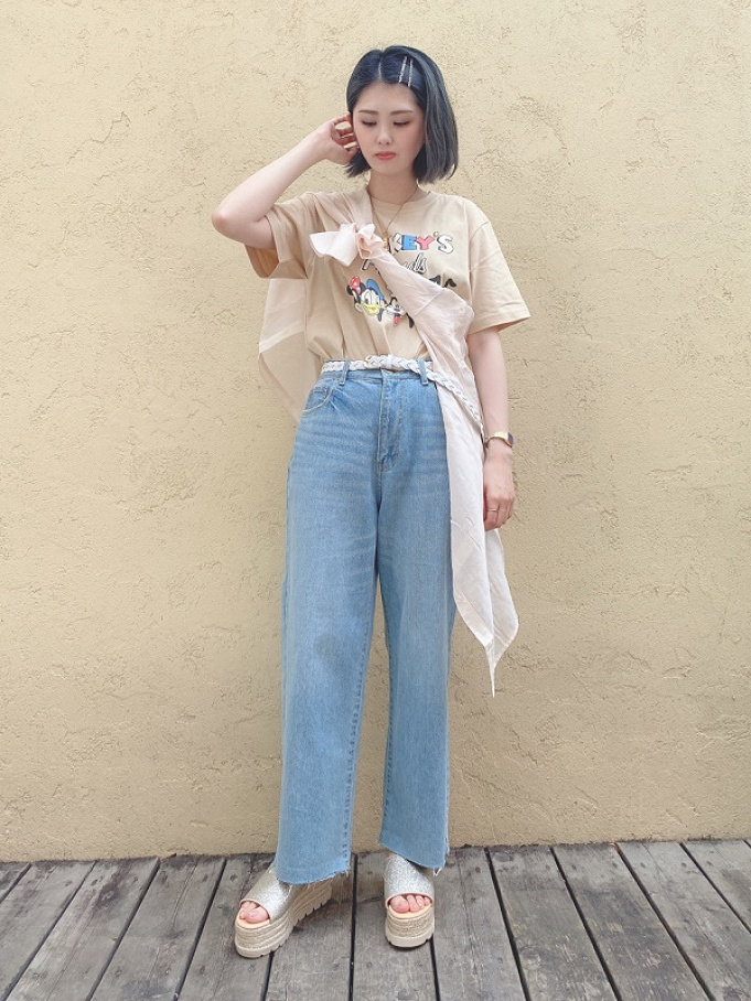 Wegoのディズニーコーデ15選 Tシャツやパーカーなど定番アイテムを紹介 Wegoのディズニーコーデ15選 Tシャツやパーカーなど定番アイテムを紹介